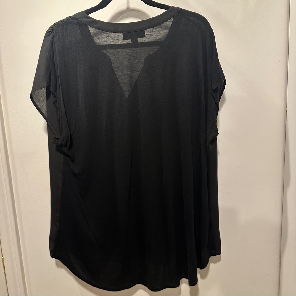 INC International Concepts Black V-Neck Short Sleeve Blouse 2X - Picture 7 of 7